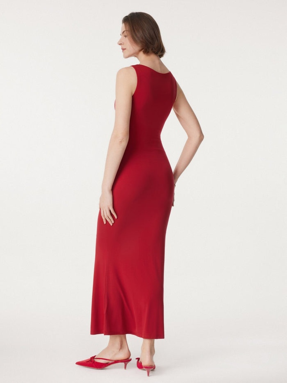 OGL Effortless Boatneck Mermaid Maxi Dress in Red size Medium. New with tag - Picture 6 of 11